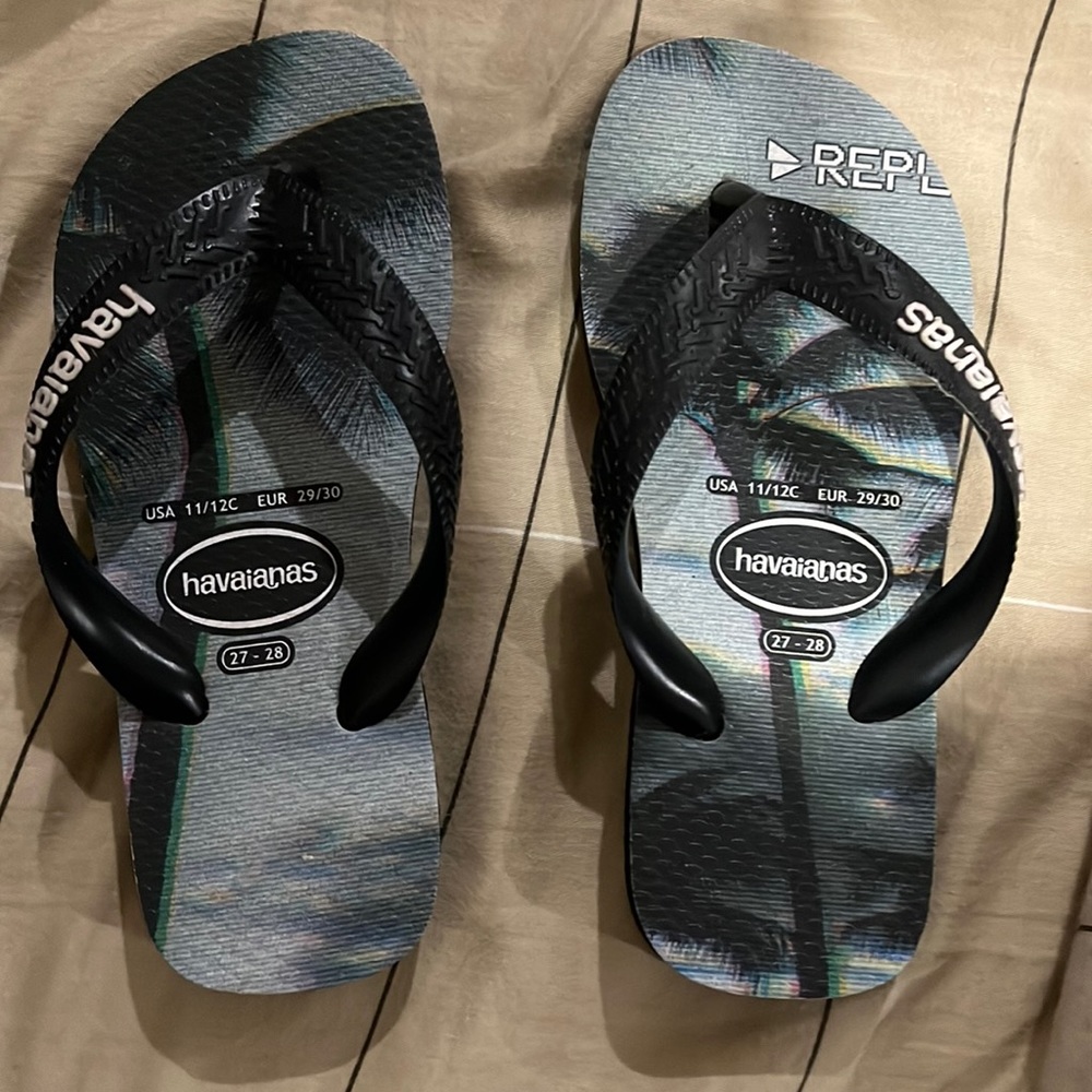 Boys flip flop sandals
